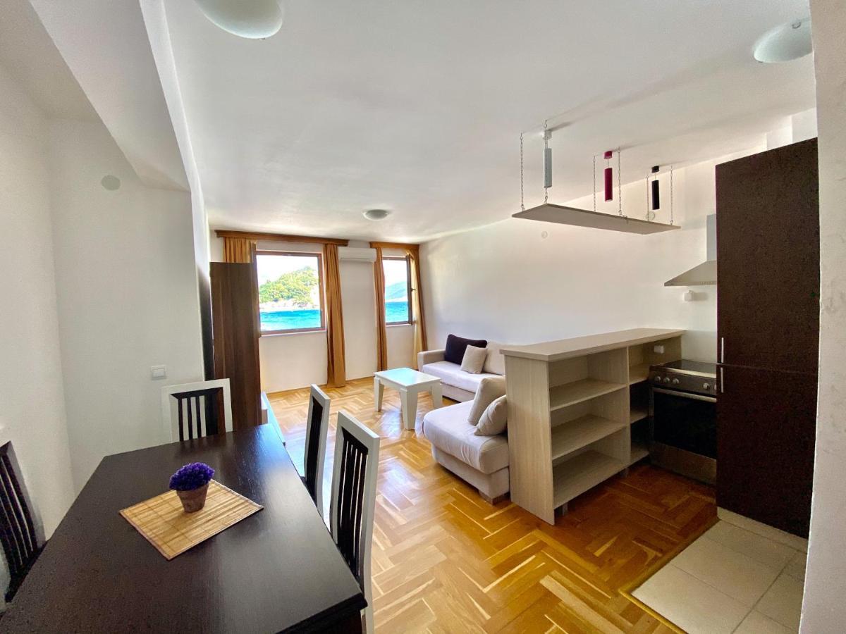 Apartments First Line Petrovac Kültér fotó