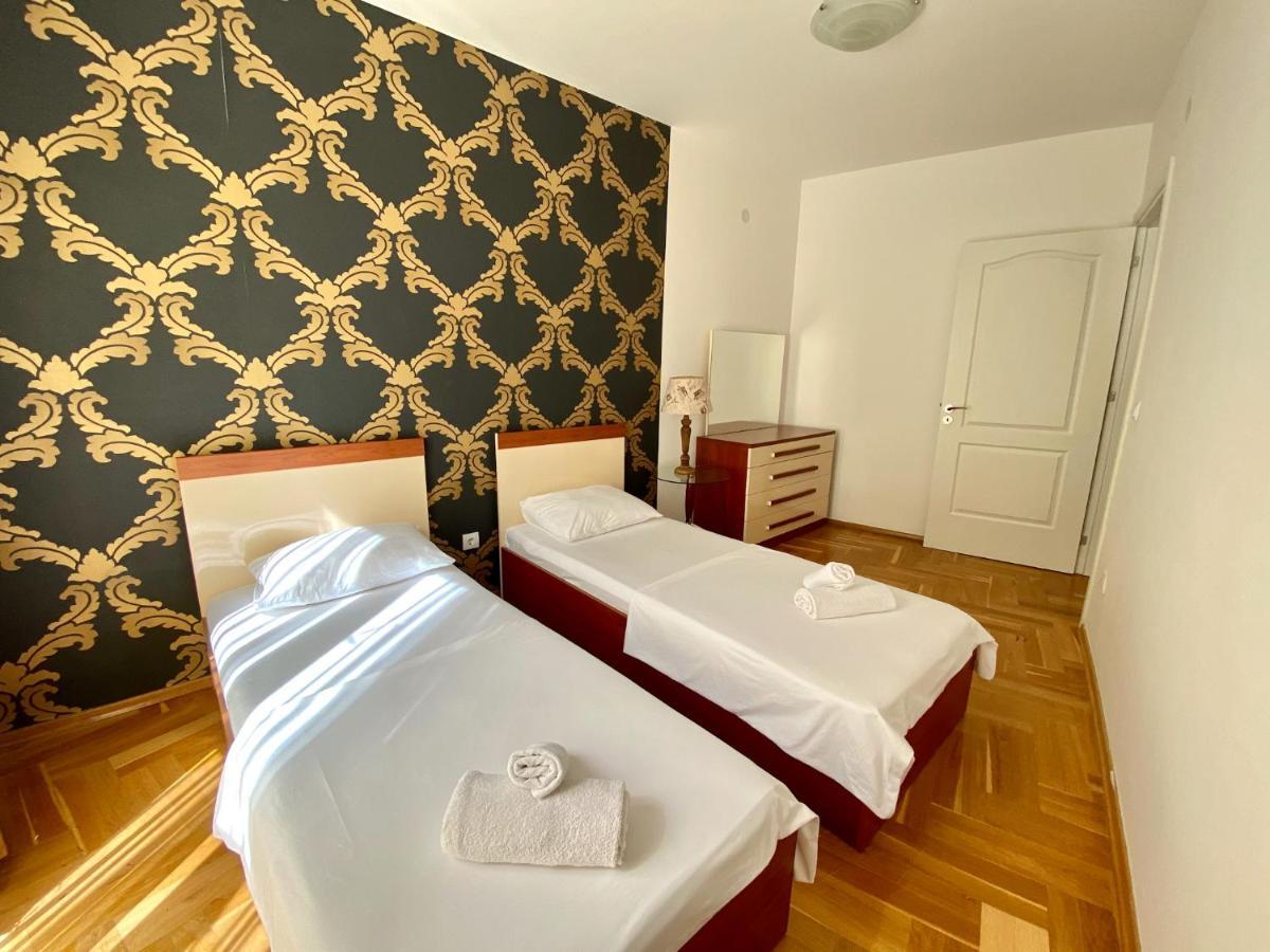 Apartments First Line Petrovac Kültér fotó