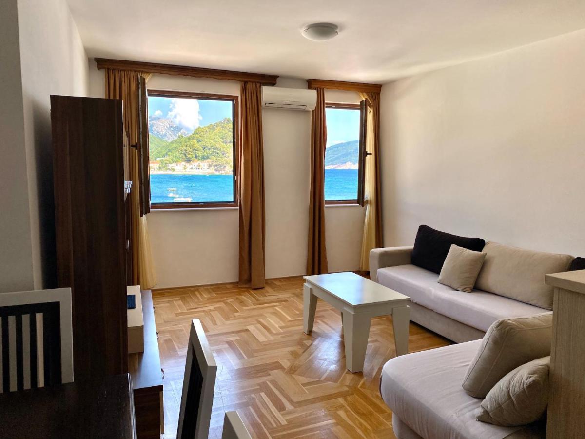 Apartments First Line Petrovac Kültér fotó