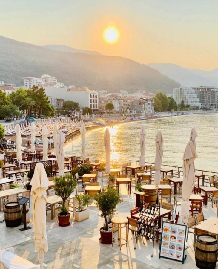 Apartments First Line Petrovac Kültér fotó