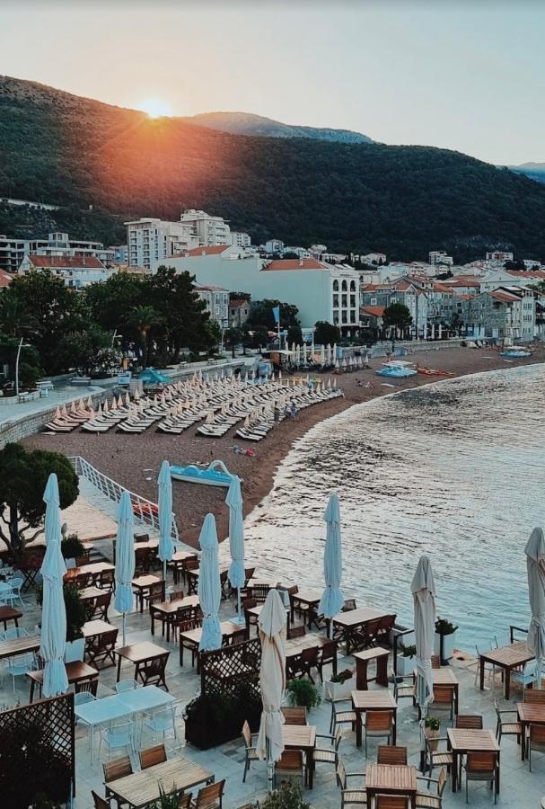 Apartments First Line Petrovac Kültér fotó
