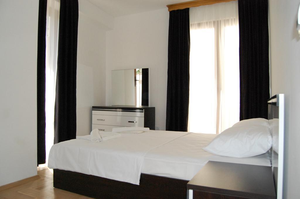 Apartments First Line Petrovac Szoba fotó